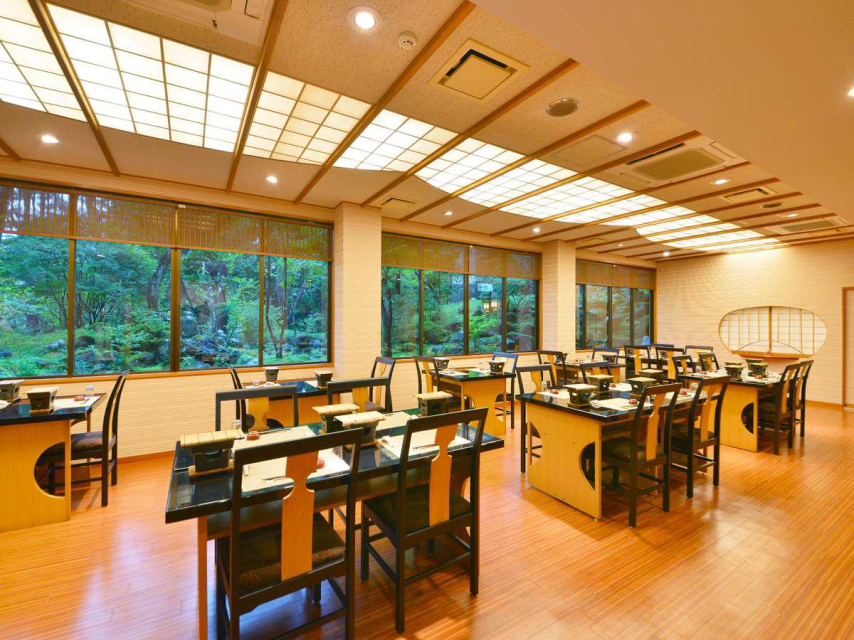 料亭宵むらさき