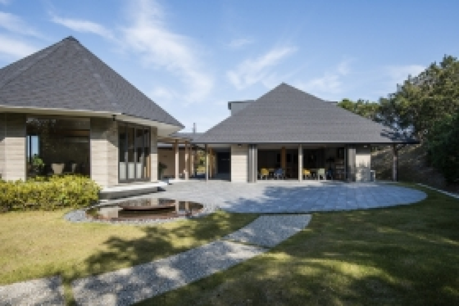 株式会社モアレリゾート