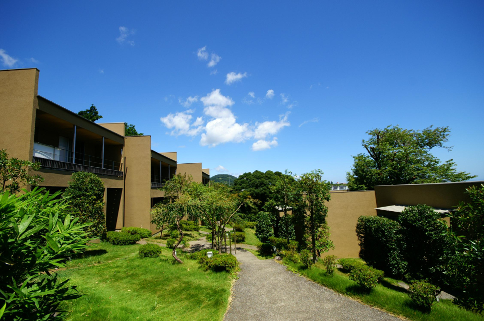 源泉と離れのお宿月