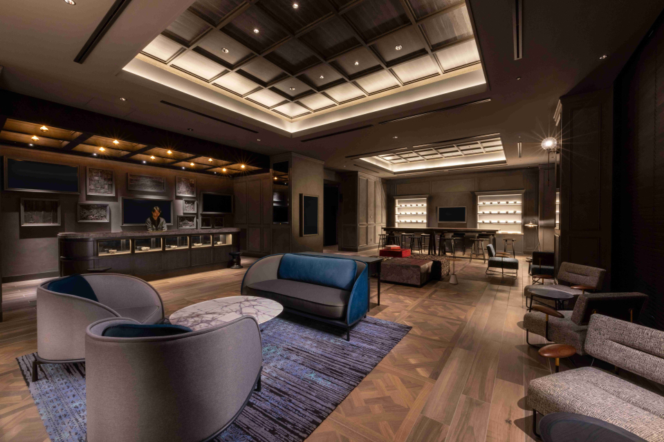 シックなフロントロビーエリア