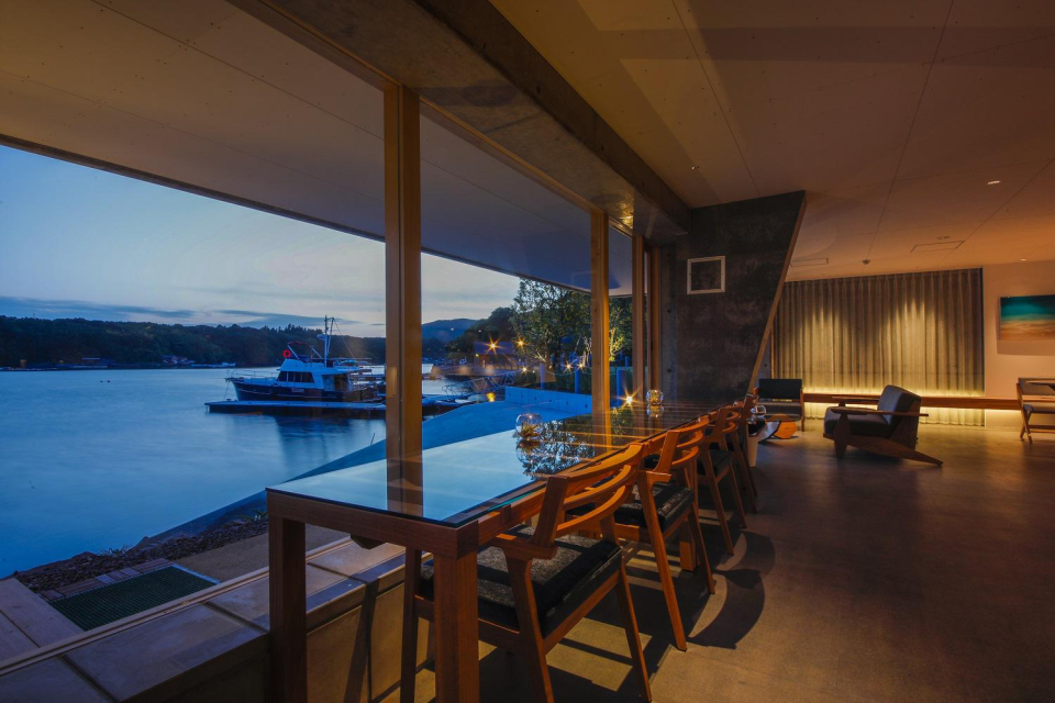 さざなみラウンジ