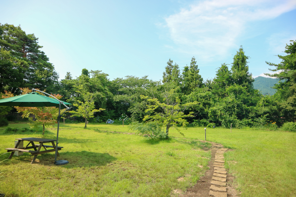 キャンプサイト